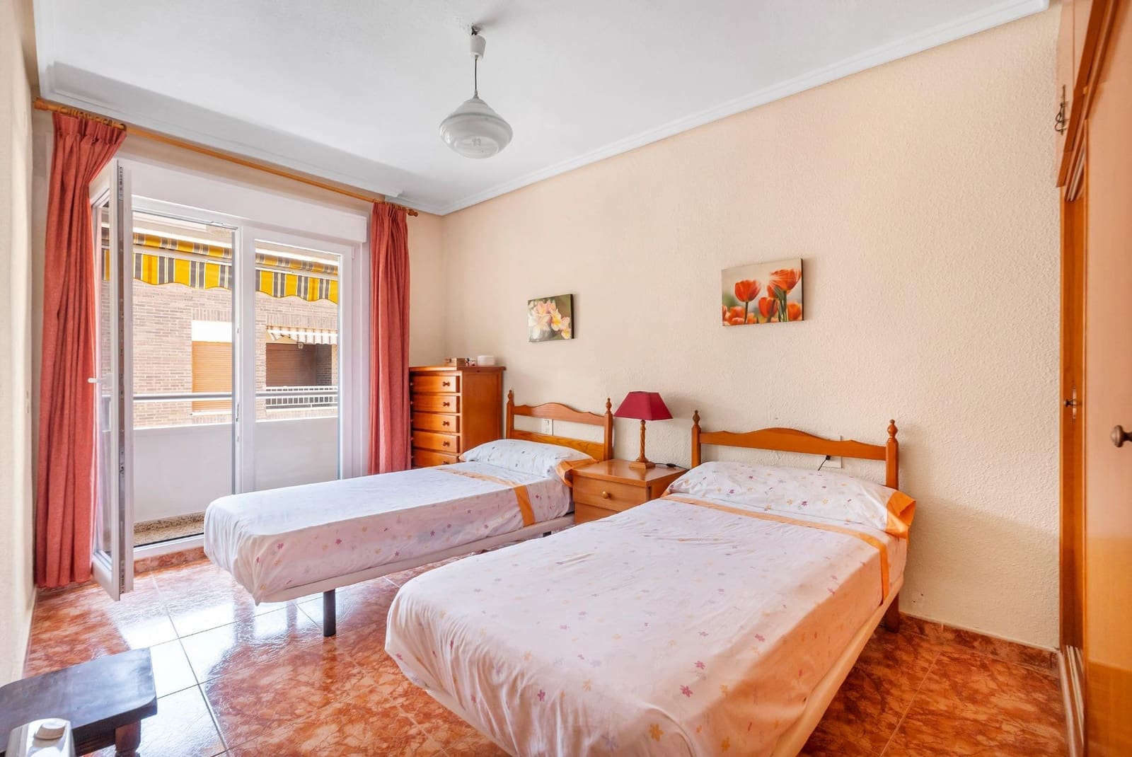 3 soveværelse Lejlighed til salg i Torrevieja med garage - € 219.900 (Ref: 10012761)