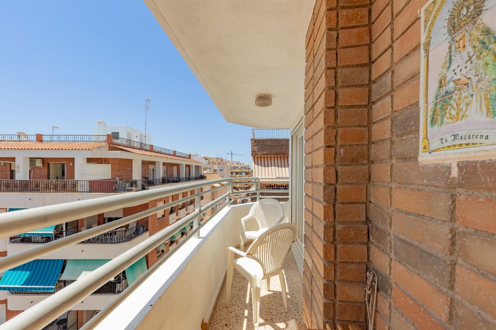 3 soveværelse Lejlighed til salg i Torrevieja med garage - € 219.900 (Ref: 10012761)