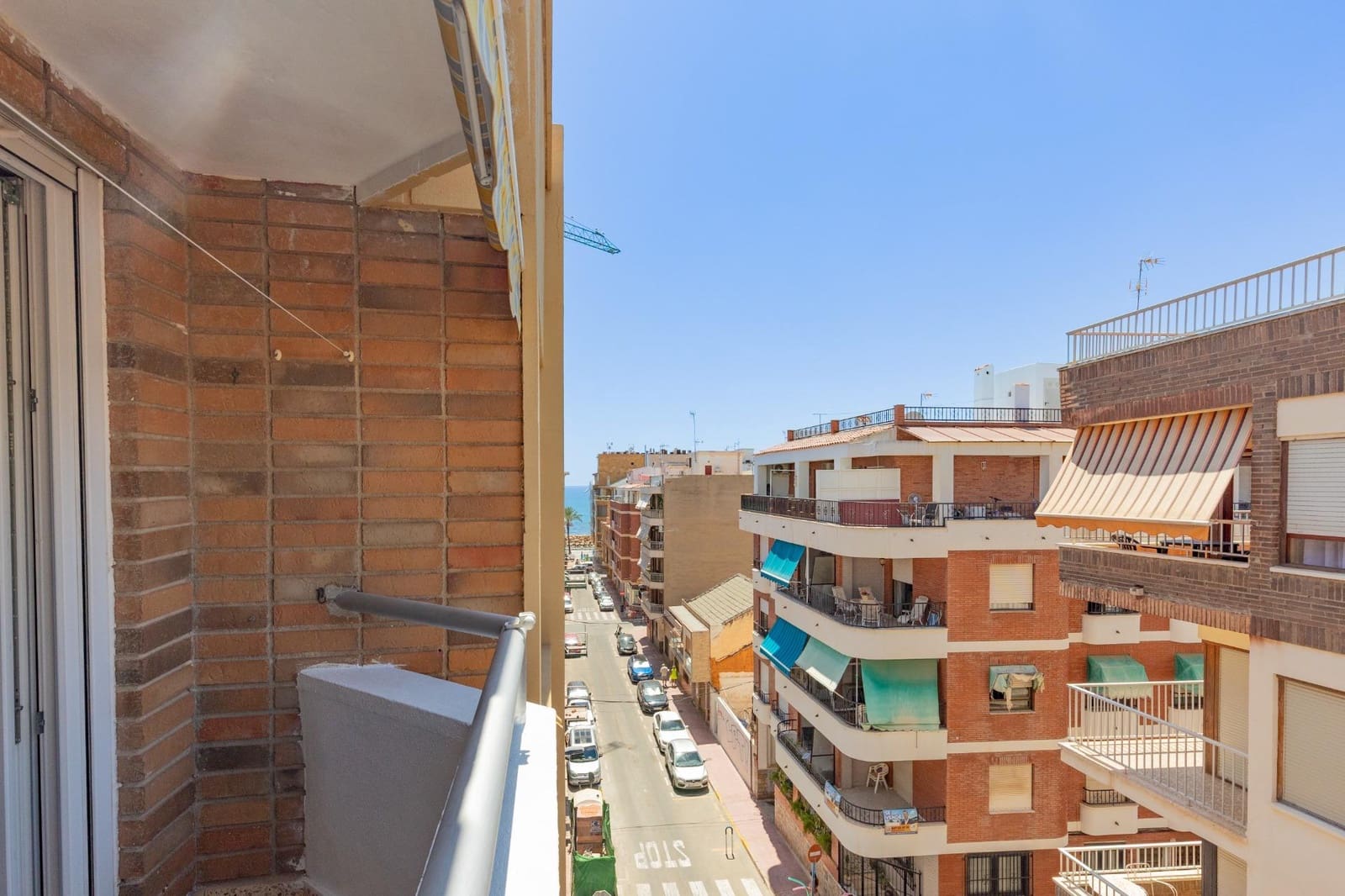 3 soveværelse Lejlighed til salg i Torrevieja med garage - € 219.900 (Ref: 10012761)