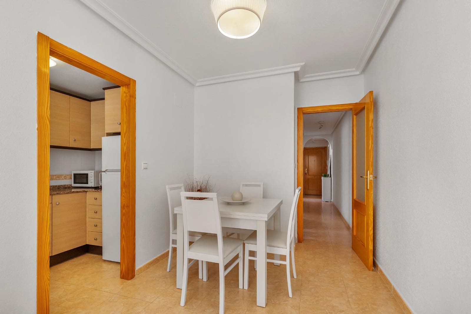 2 sypialnia Mieszkanie na sprzedaż w Torrevieja z basenem garażem - 129 000 € (Ref: 10012762)