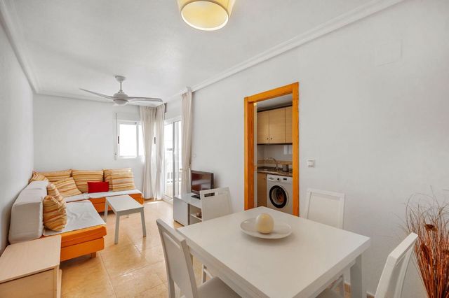 2 soveværelse Lejlighed til salg i Nueva Torrevieja, Torrevieja med swimmingpool garage - € 129.000 (Ref: 10012762)