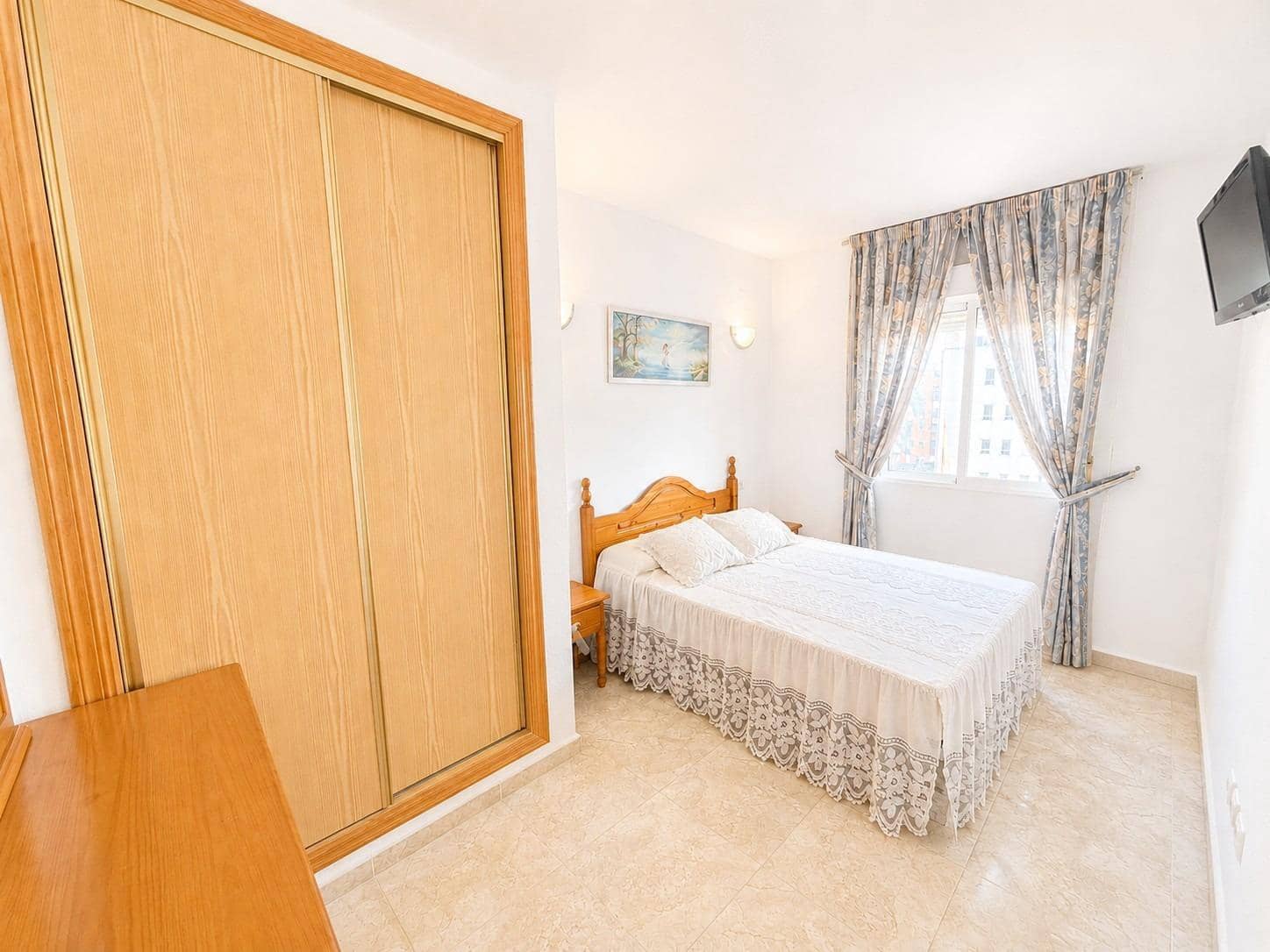 2 soveværelse Lejlighed til salg i Torrevieja med swimmingpool garage - € 135.000 (Ref: 10017003)