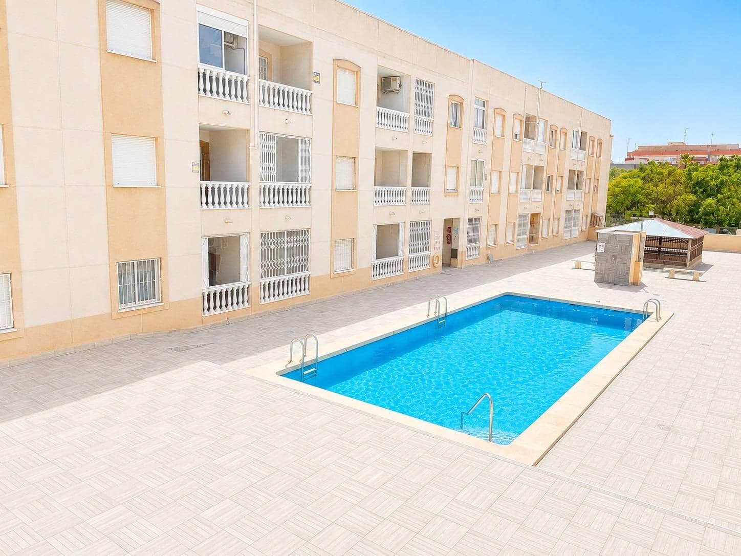 1 Zimmer Apartment zu verkaufen in Torrevieja mit Pool - 107.260 € (Ref: 10017004)