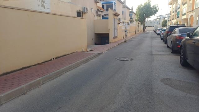 Garage for sale in Los Europeos, Torrevieja - € 24,000 (Ref: 10020074)