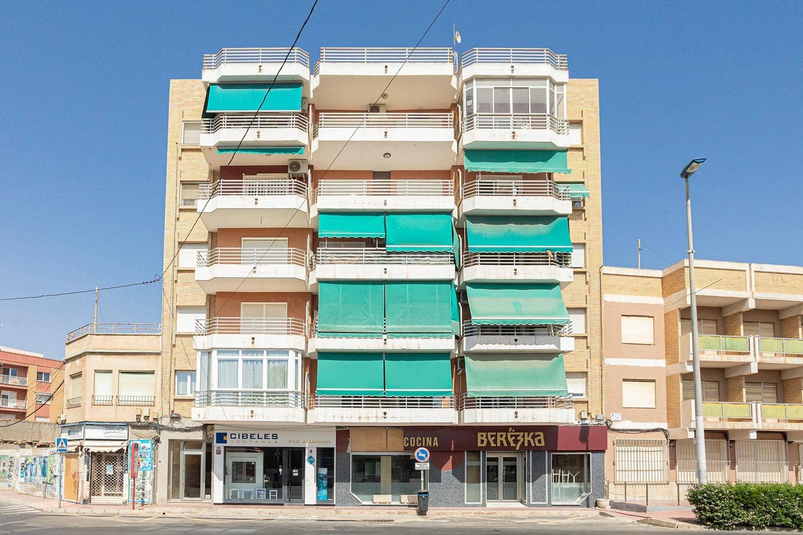 3 Zimmer Apartment zu verkaufen in Torrevieja - 160.000 € (Ref: 10023502)