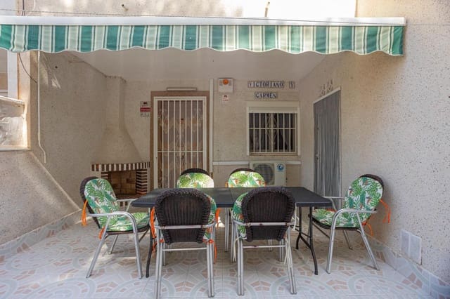 2 bedroom Bungalow for sale in Playa de los Náufragos, Torrevieja - € 154,500 (Ref: 10025017)