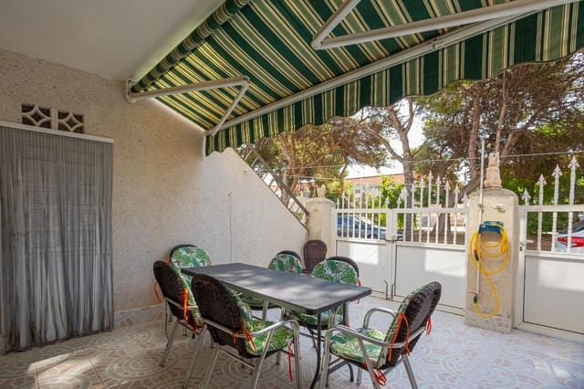 2 bedroom Bungalow for sale in Playa de los Náufragos, Torrevieja - € 154,500 (Ref: 10025017)