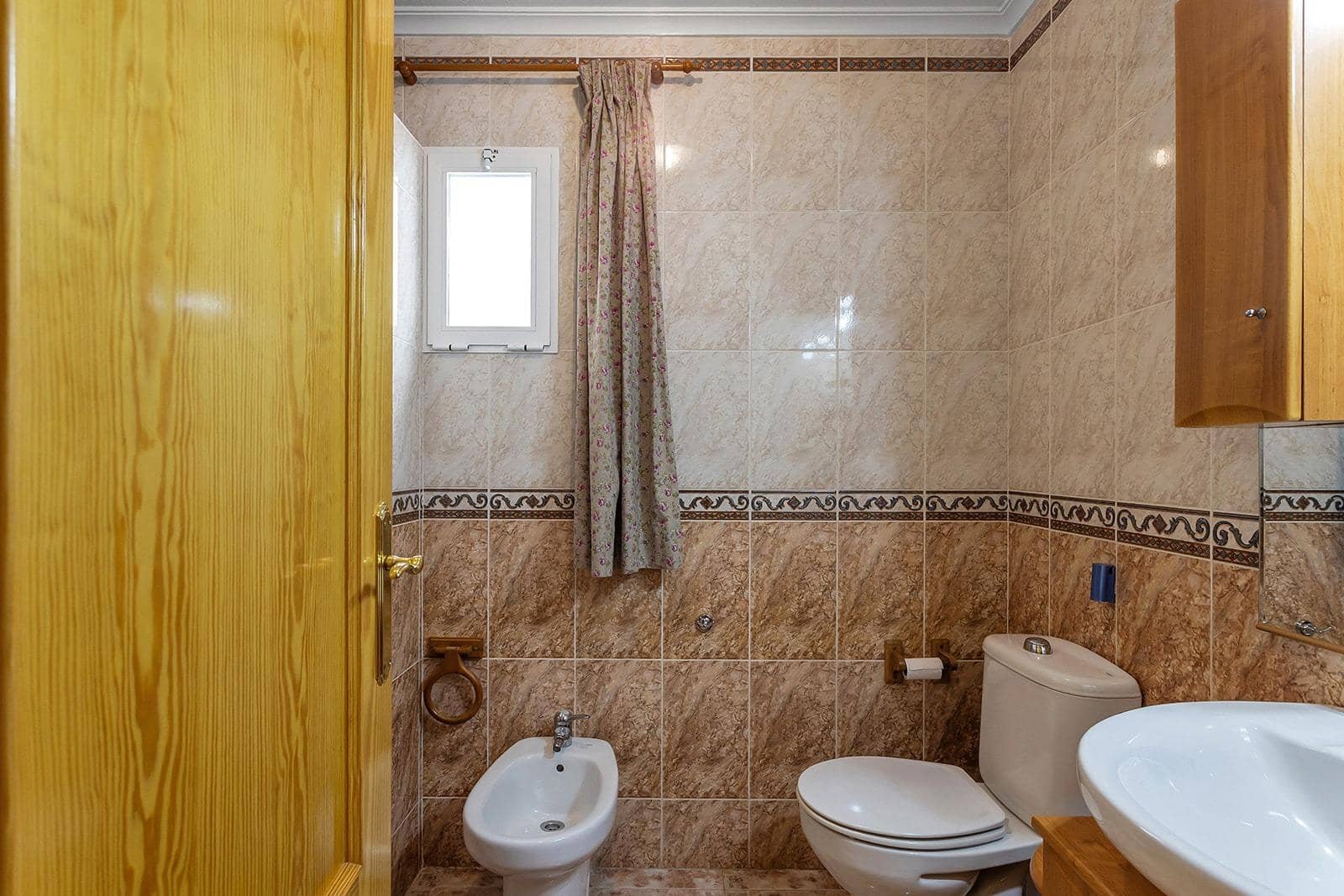 2 bedroom Apartment for sale in Torrevieja - € 190,900 (Ref: 10027693)