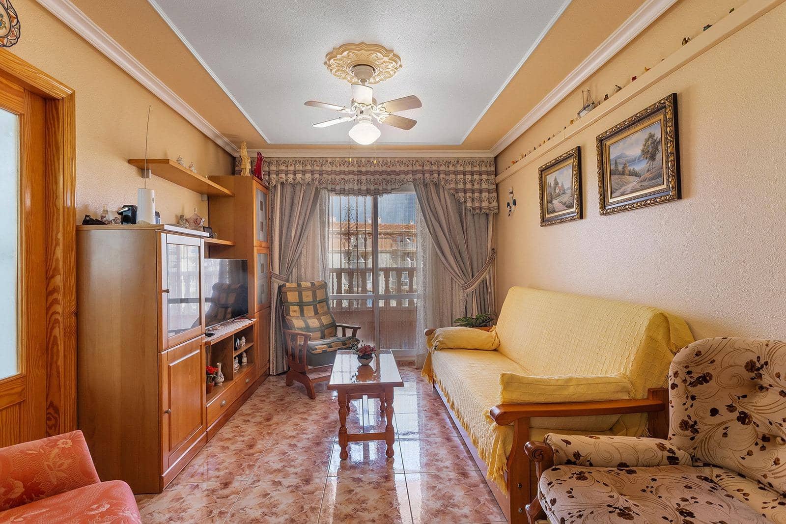 2 bedroom Apartment for sale in Torrevieja - € 190,900 (Ref: 10027693)
