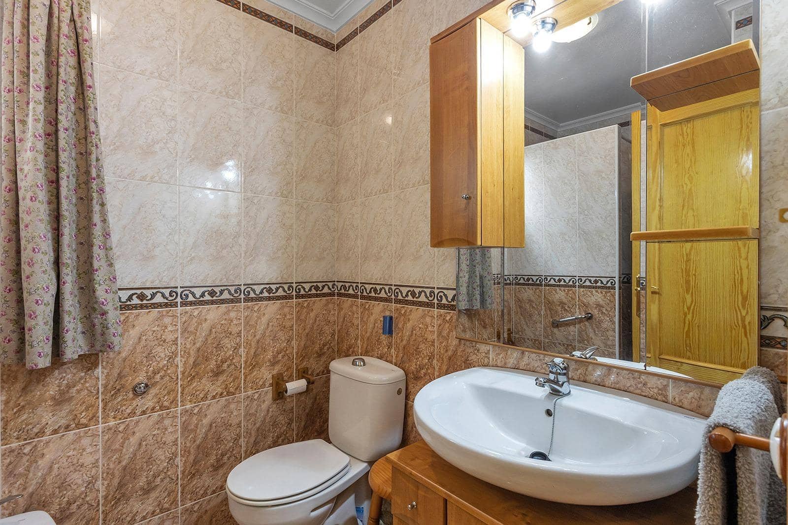 2 bedroom Apartment for sale in Torrevieja - € 190,900 (Ref: 10027693)