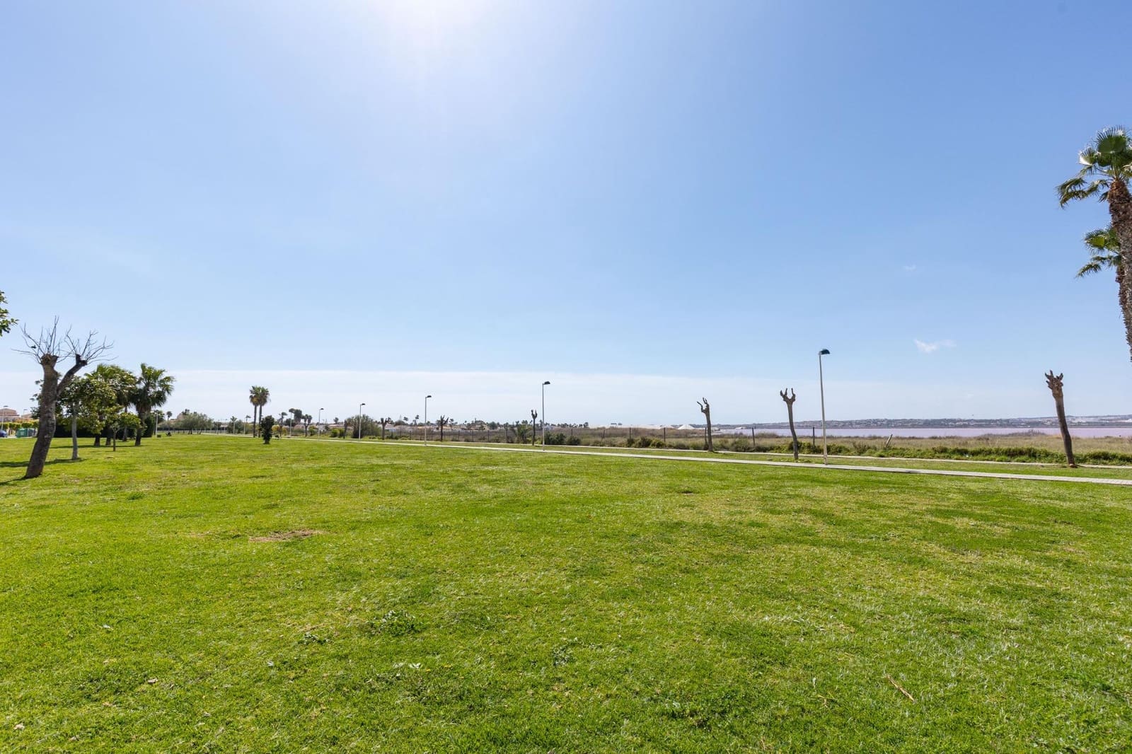 2 bedroom Bungalow for sale in Torrevieja with pool - € 134,990 (Ref: 10033403)