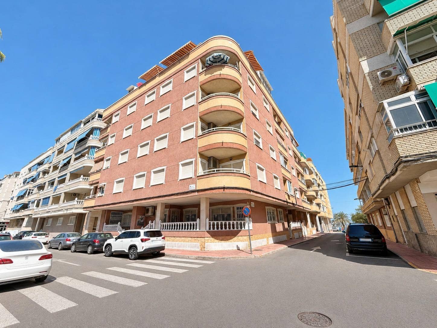 2 chambre Appartement à vendre à Torrevieja avec garage - 149 900 € (Ref: 10040277)
