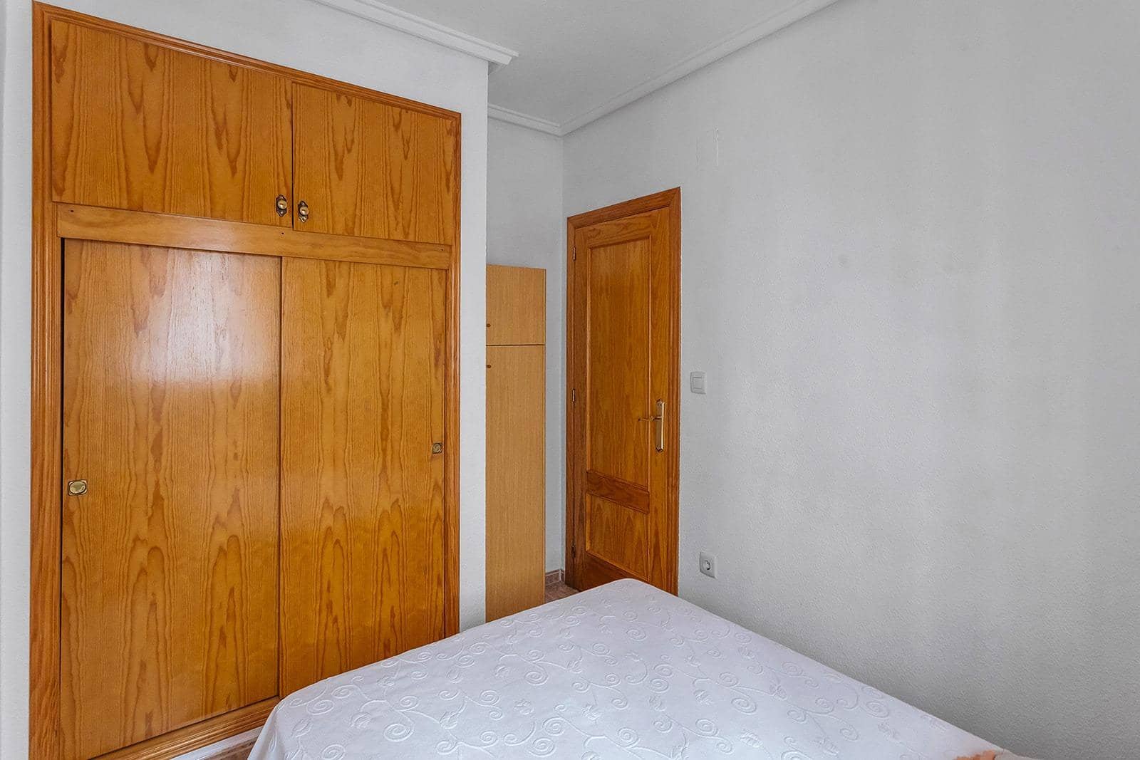 2 soveværelse Lejlighed til salg i Torrevieja - € 125.000 (Ref: 10057912)