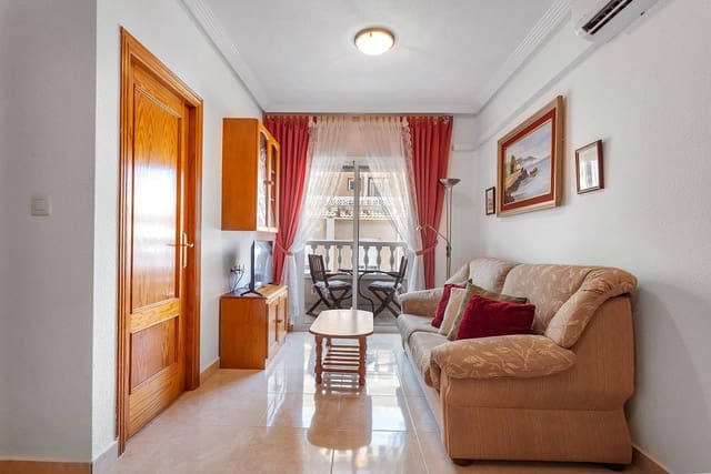 2 makuuhuone Huoneisto myytävänä paikassa Las Piscinas Naturales, Torrevieja - 125 000 € (Ref: 10057912)