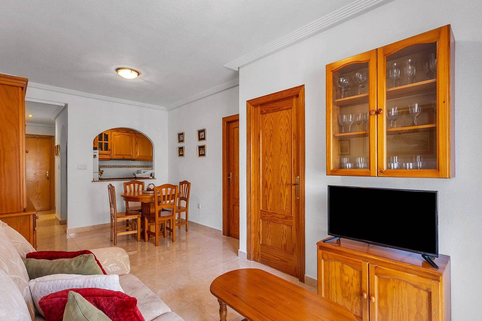 2 soveværelse Lejlighed til salg i Torrevieja - € 125.000 (Ref: 10057912)