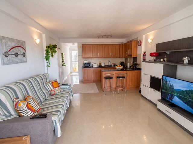 Studio à vendre à El Moncayo - El Pòrtic, Guardamar del Segura avec piscine - 99 900 € (Ref: 10108834)