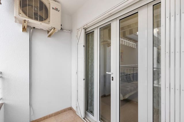 2 quarto Apartamento para venda em El Molino, Torrevieja com piscina garagem - 125 000 € (Ref: 10132357)