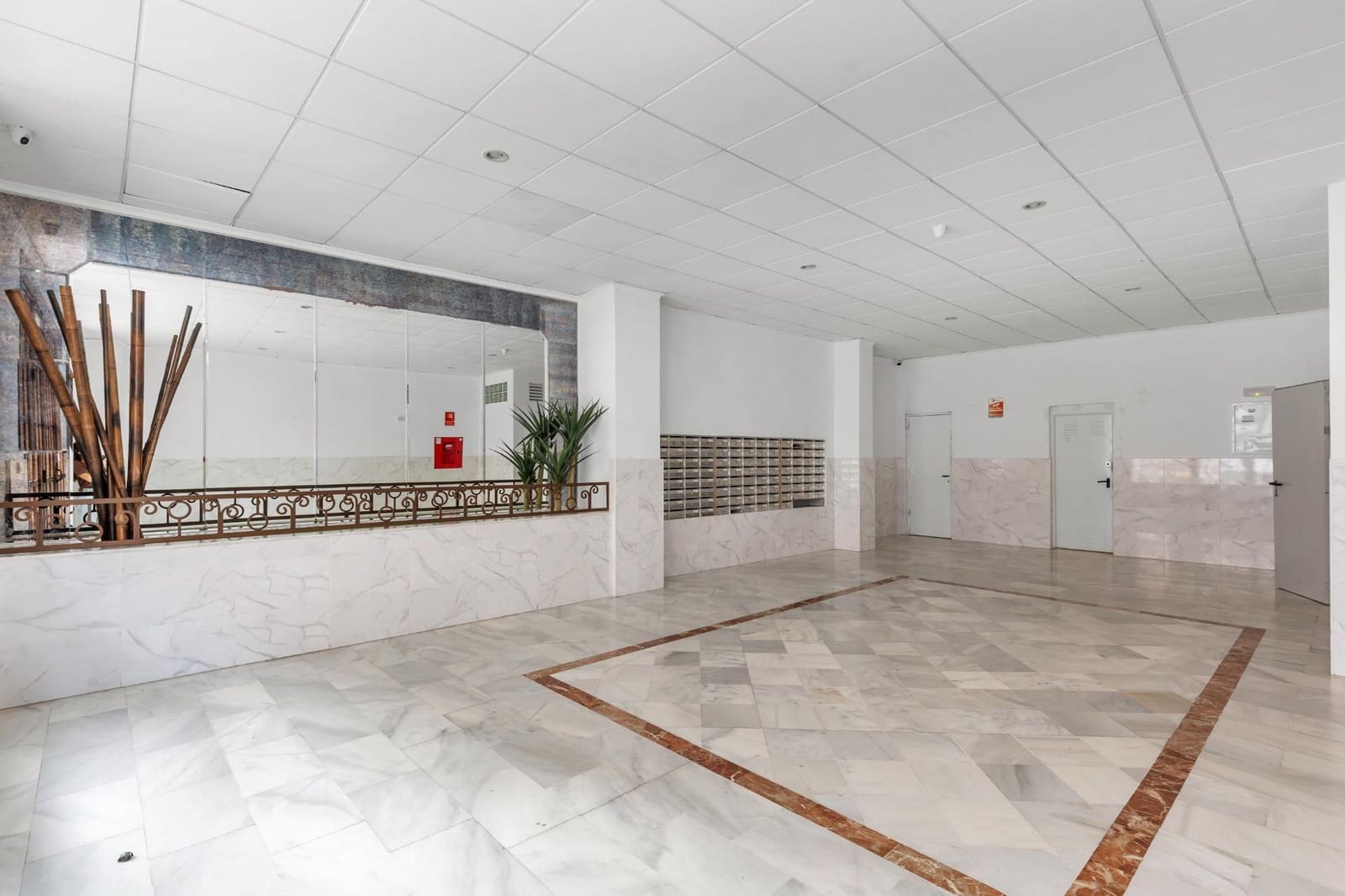 2 slaapkamer Appartement te koop in Torrevieja met zwembad garage - € 125.000 (Ref: 10132357)
