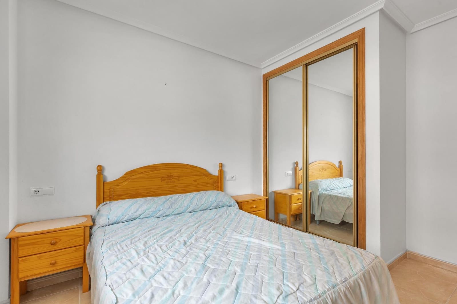 2 chambre Appartement à vendre à Torrevieja avec garage - 139 900 € (Ref: 10141609)