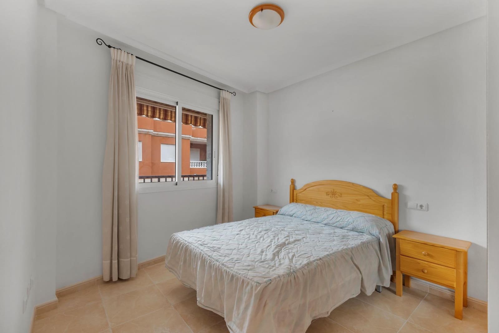 2 chambre Appartement à vendre à Torrevieja avec garage - 139 900 € (Ref: 10141609)