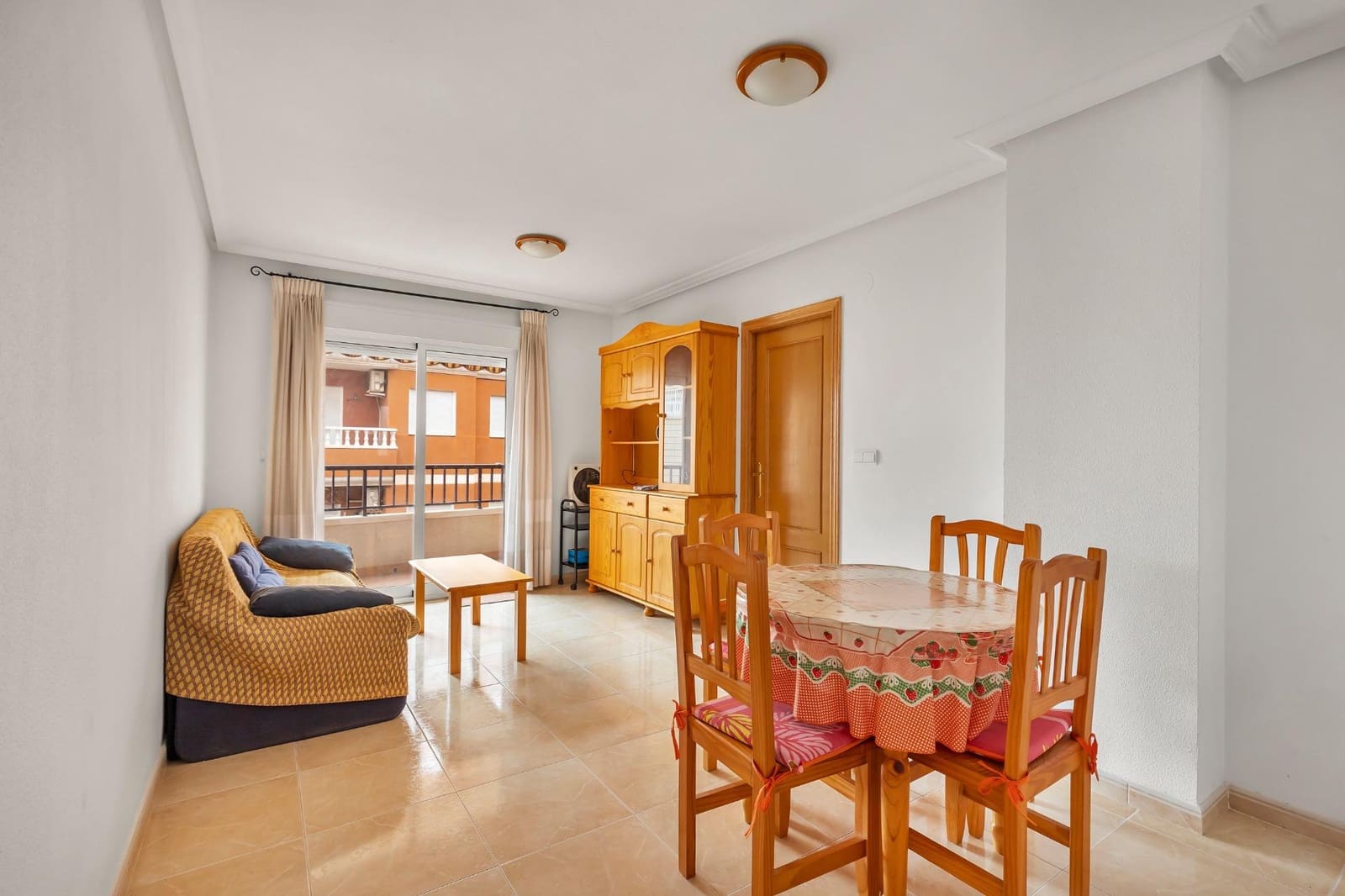 2 chambre Appartement à vendre à Torrevieja avec garage - 139 900 € (Ref: 10141609)