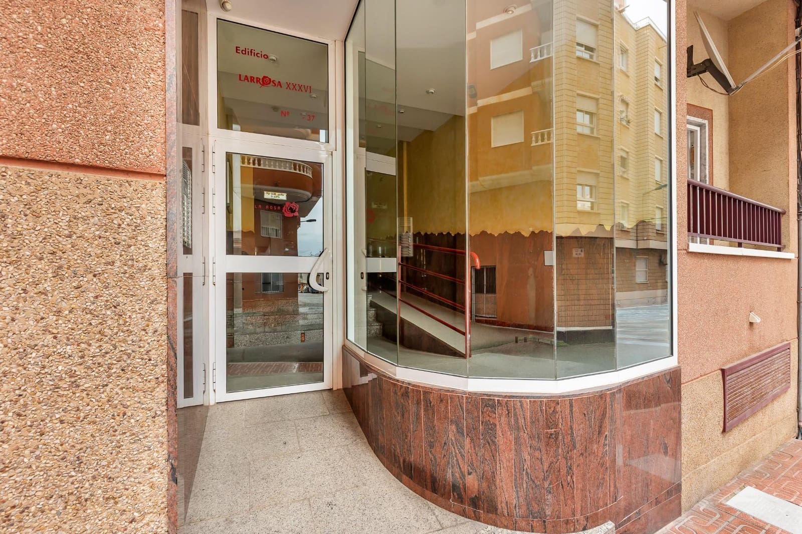 2 chambre Appartement à vendre à Torrevieja avec garage - 139 900 € (Ref: 10141609)