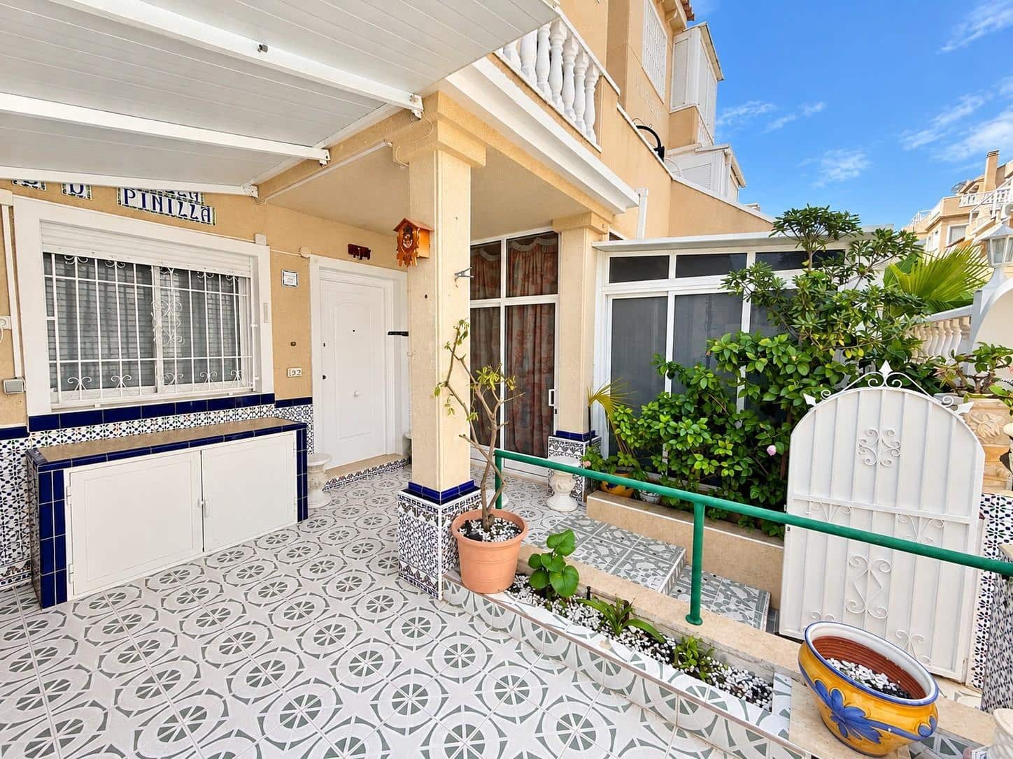 2 chambre Bungalow à vendre à Torrevieja avec piscine - 143 000 € (Ref: 10154524)