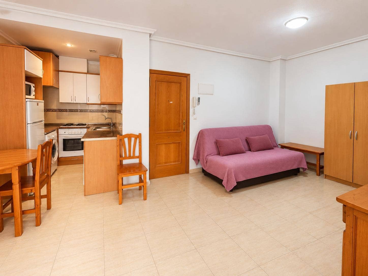 Studio à vendre à Torrevieja - 90 000 € (Ref: 10164046)