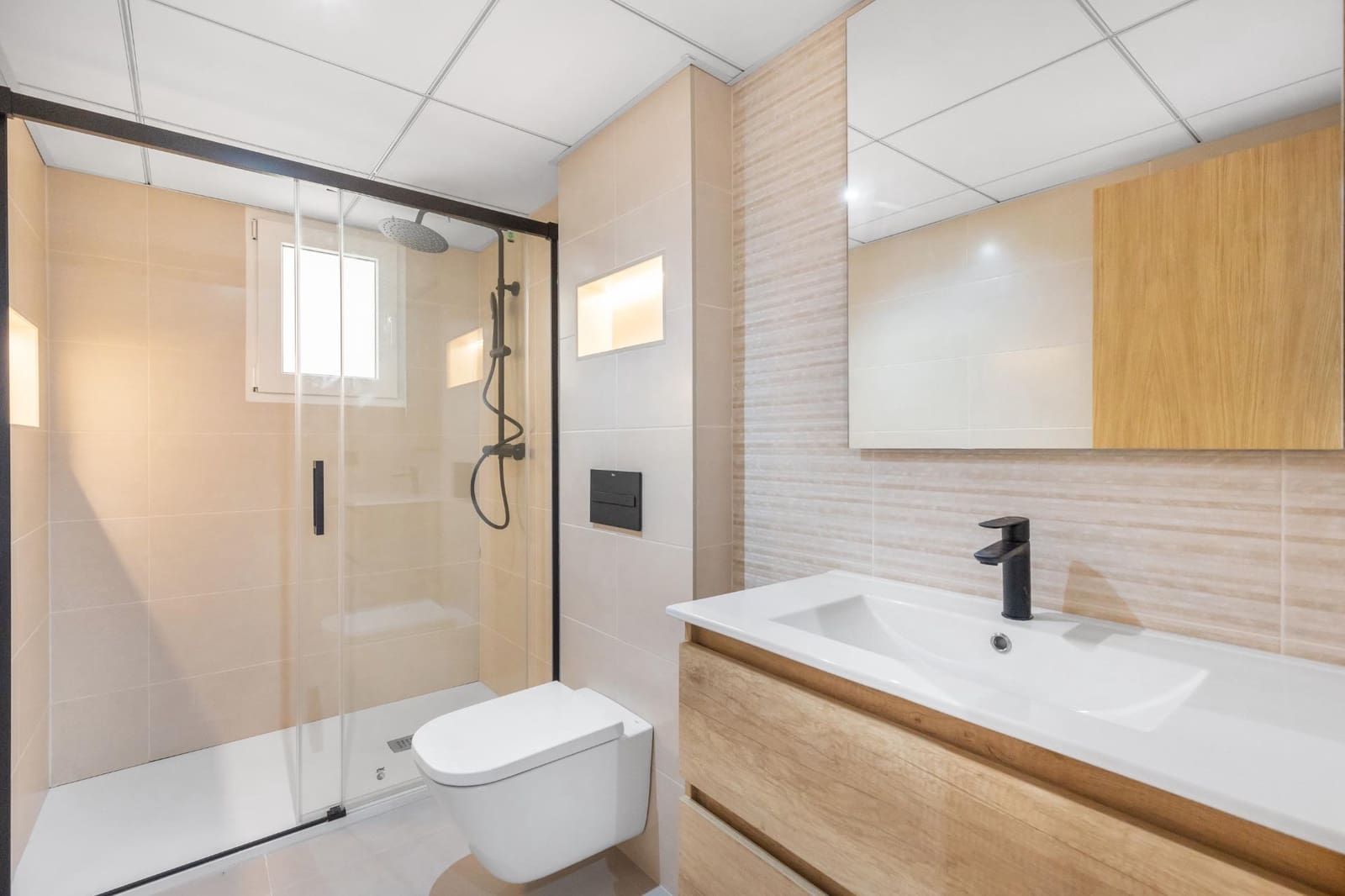 3 sovrum Lägenhet till salu i Torrevieja - 430 000 € (Ref: 8701542)