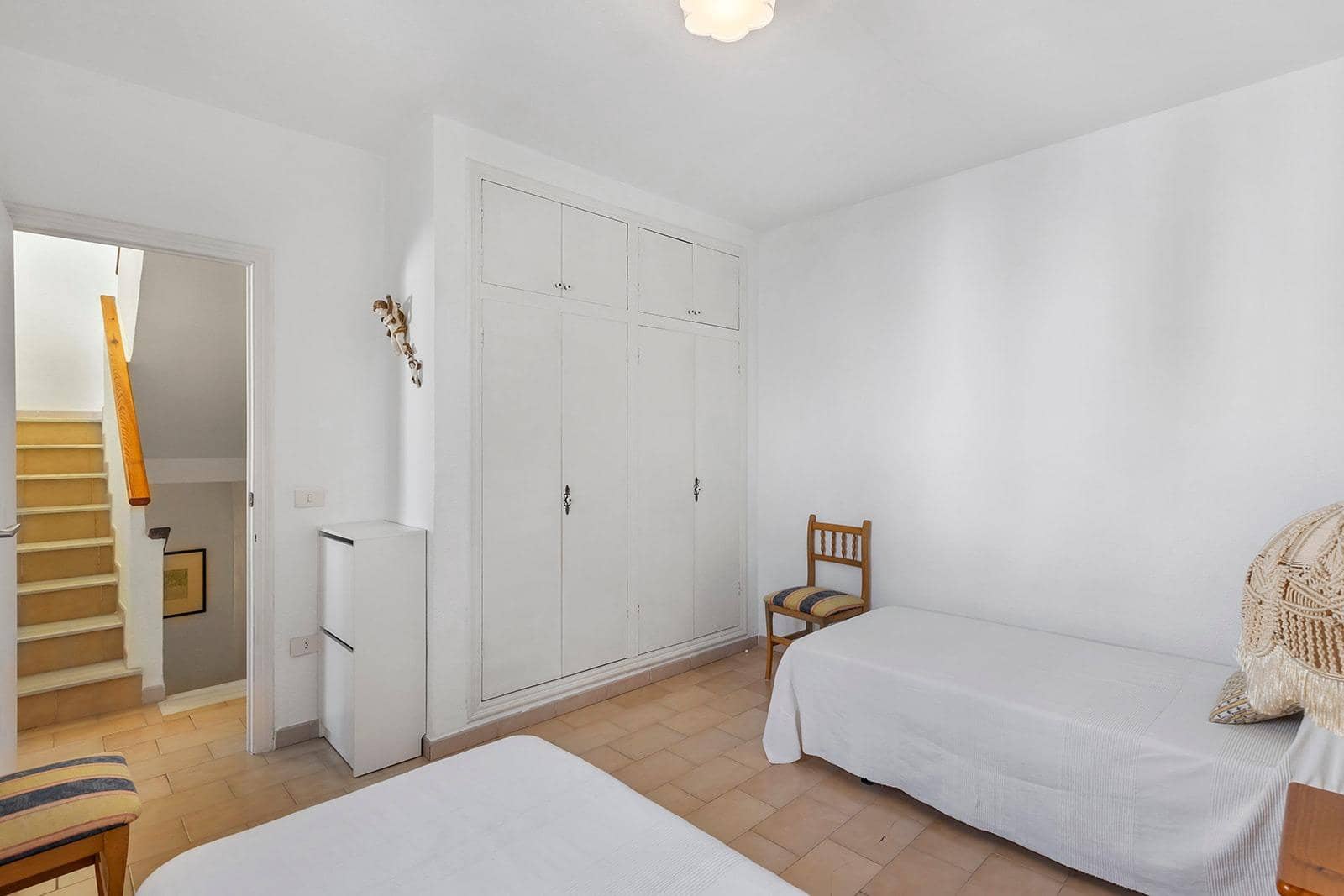 6 soverom Rekkehus til salgs i Torrevieja med svømmebasseng - € 179 000 (Ref: 8783210)