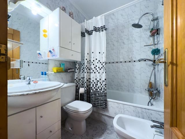 2 chambre Appartement à vendre à Gaspar Perelló, Torrevieja avec piscine - 149 990 € (Ref: 8954000)