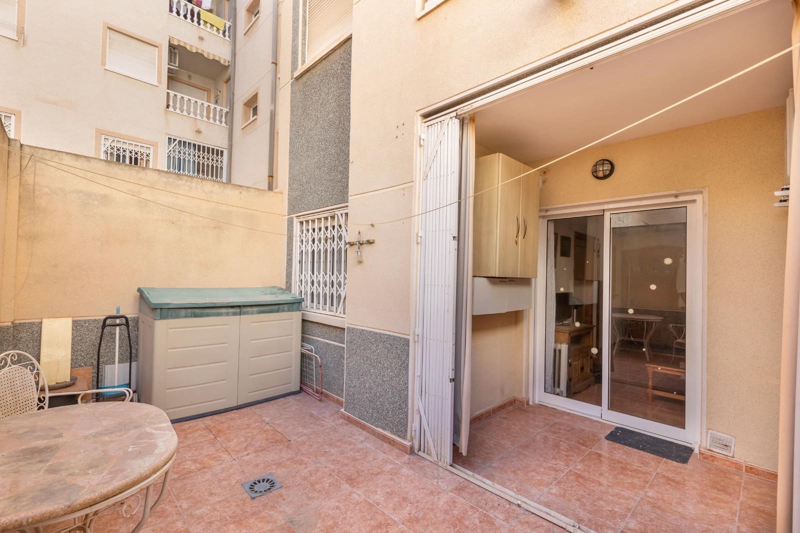 1 soverom Leilighet til salgs i Torrevieja med svømmebasseng - € 103 260 (Ref: 8998595)