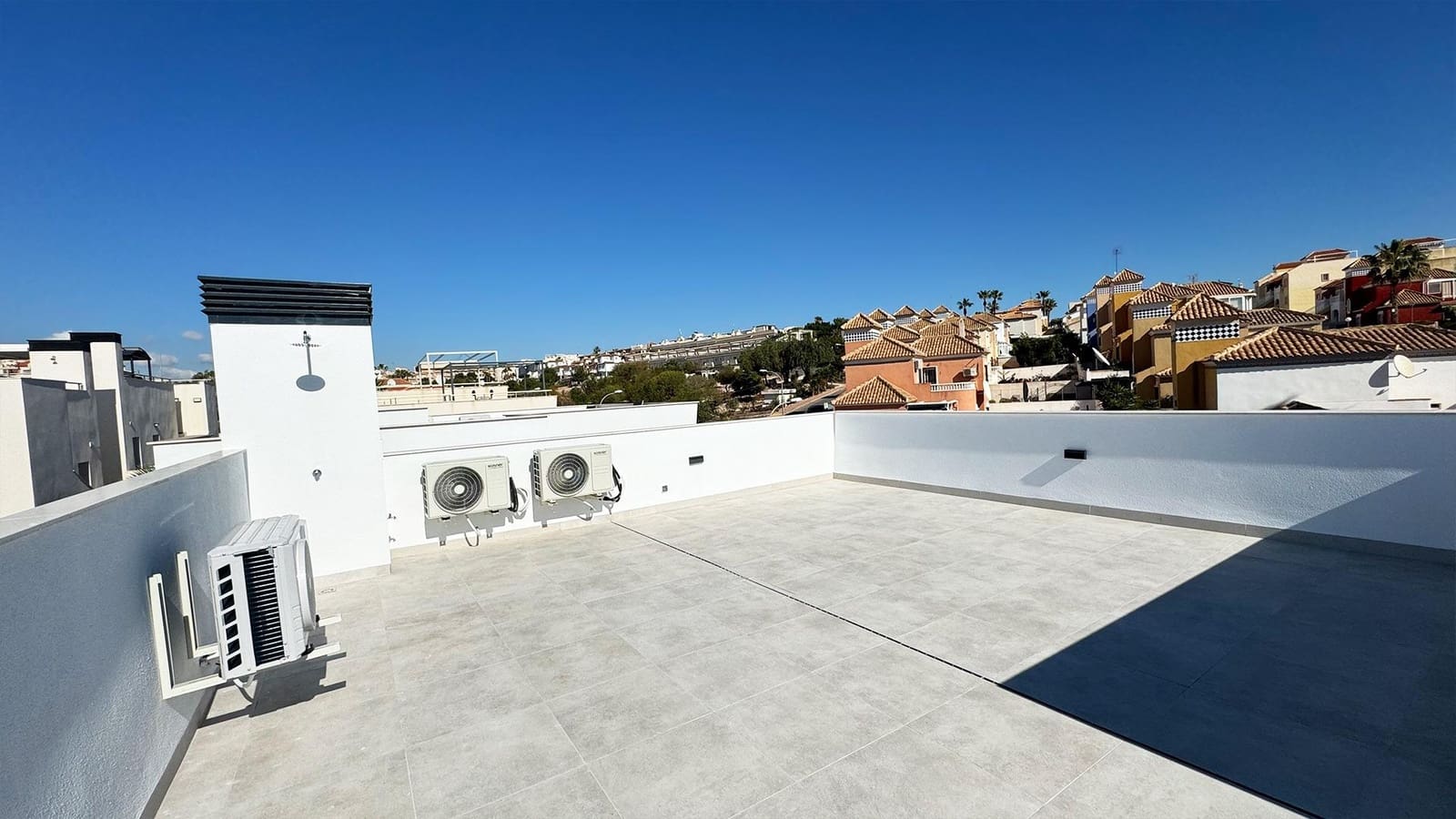 3 bedroom Villa for sale in Blue Lagoon with pool - € 399,500 (Ref: 9019891)