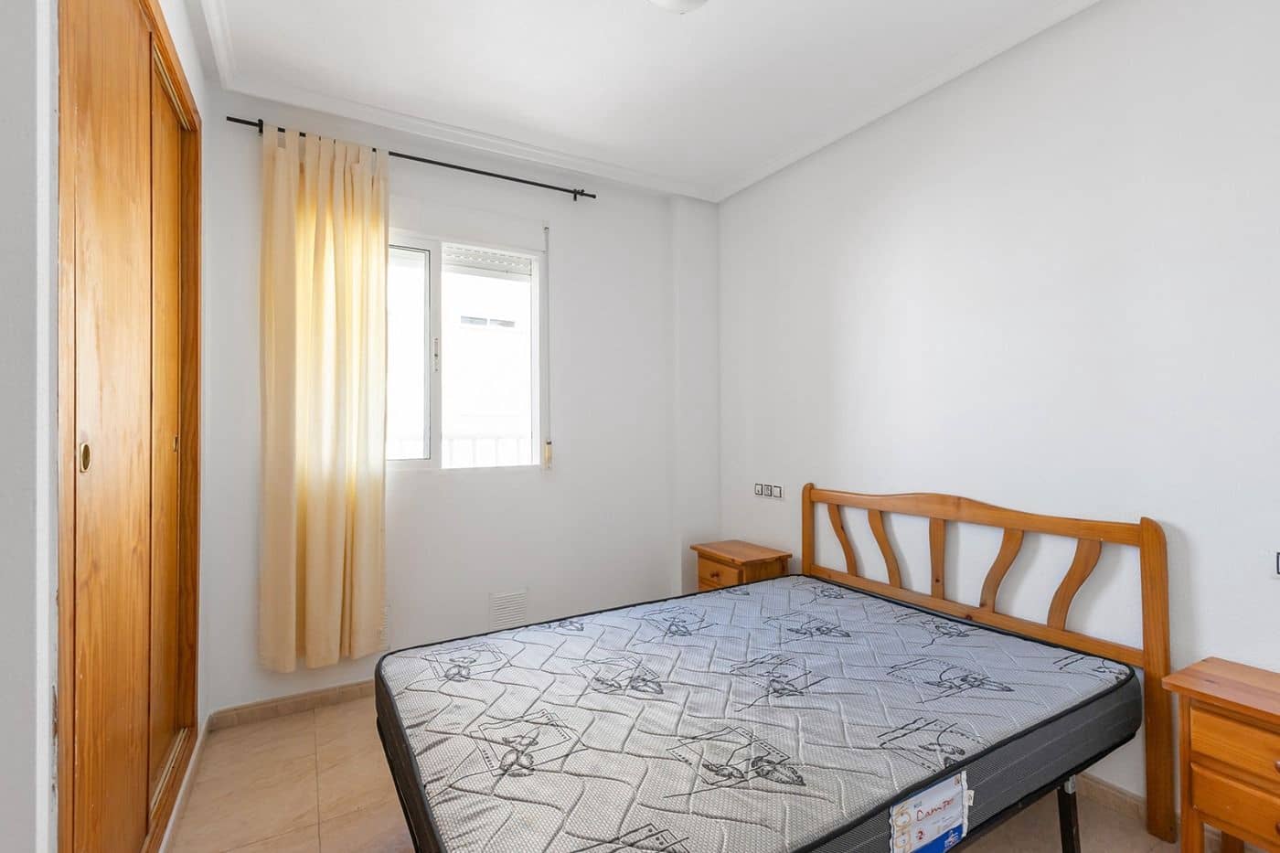 2 bedroom Apartment for sale in Torrevieja - € 113,000 (Ref: 9064866)