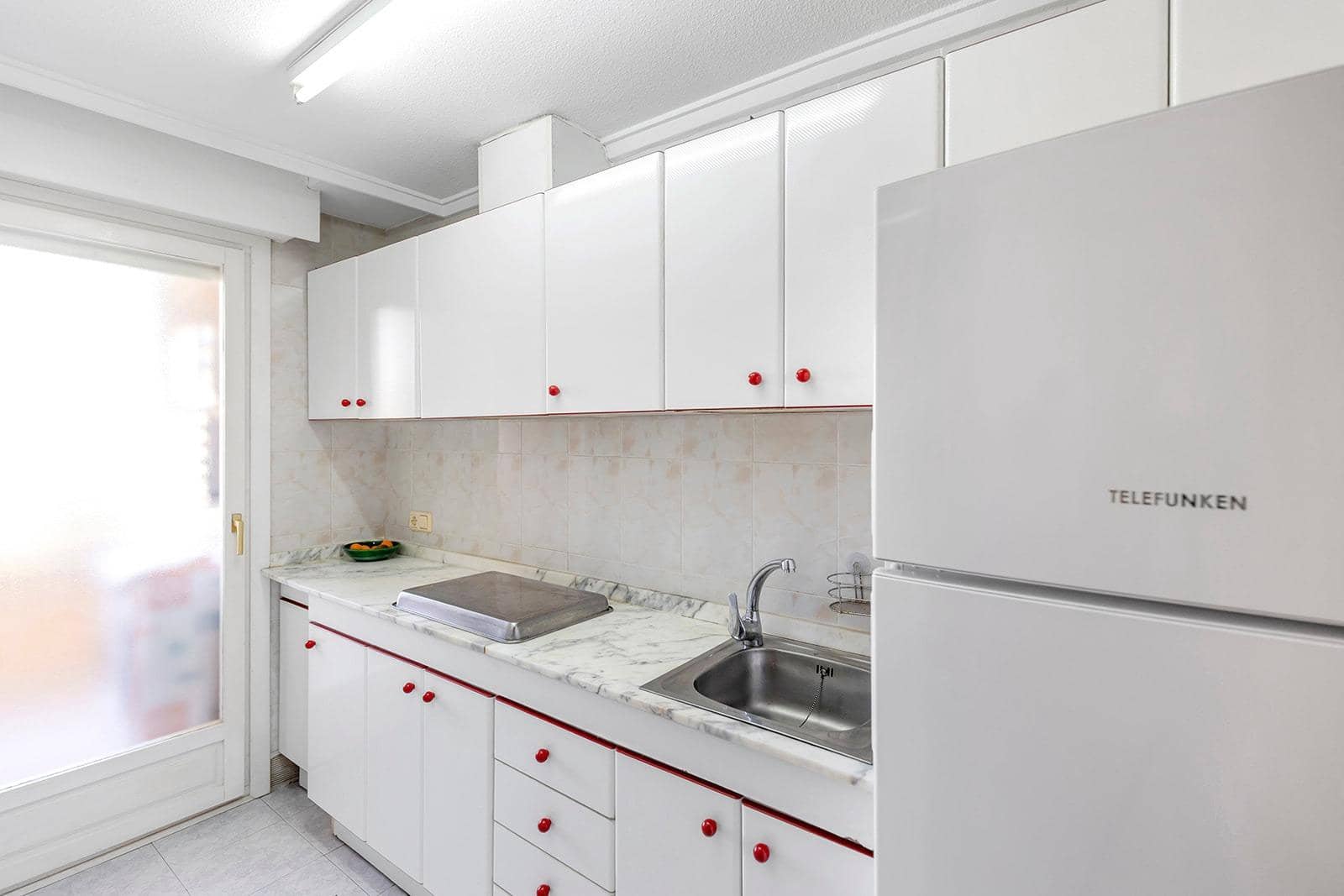 1 bedroom Apartment for sale in Torrevieja with pool - € 102,260 (Ref: 9102623)