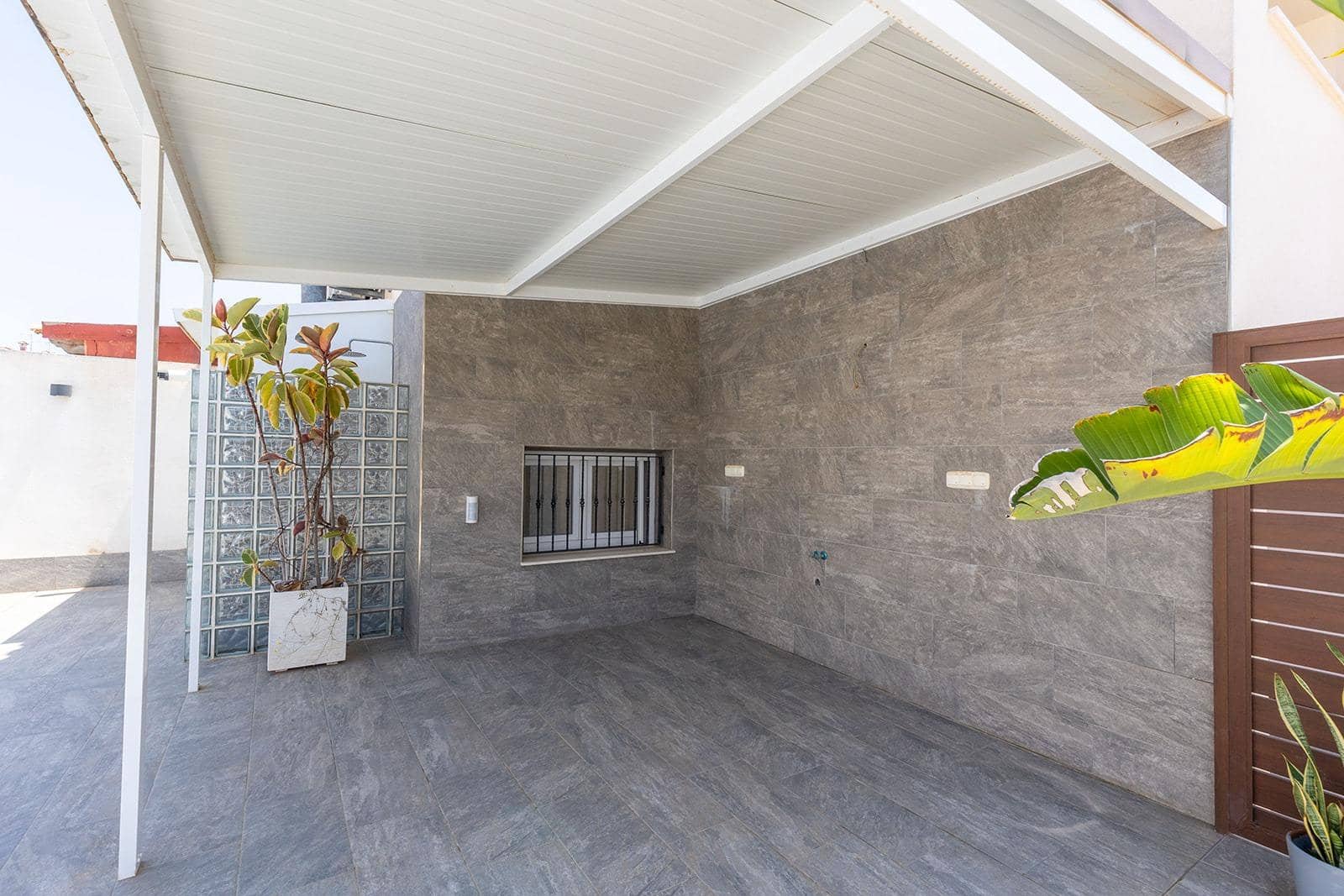 4 bedroom Villa for sale in Aguas Nuevas with pool garage - € 549,000 (Ref: 9160733)