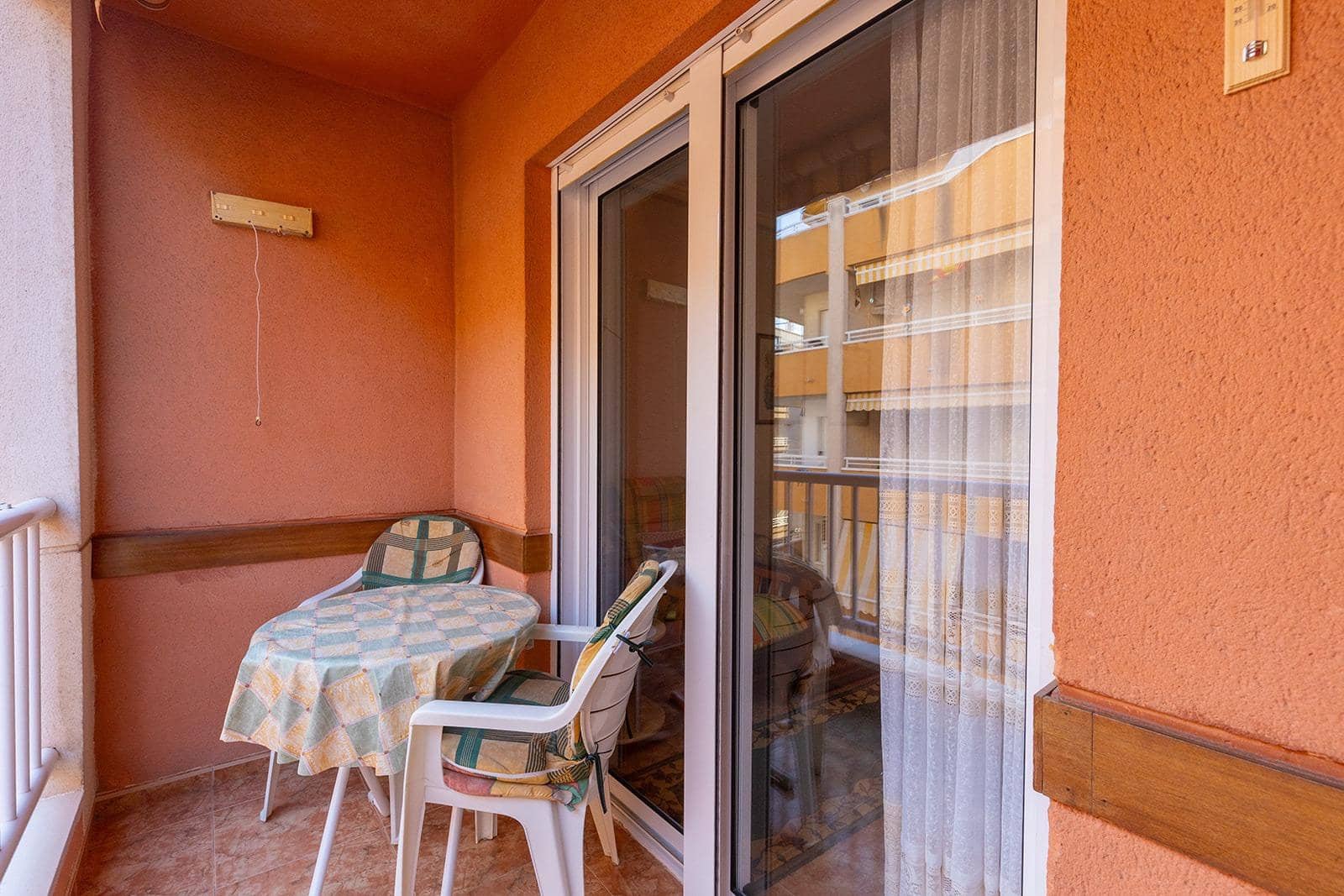 2 Zimmer Apartment zu verkaufen in Torrevieja mit Garage - 132.500 € (Ref: 9193469)