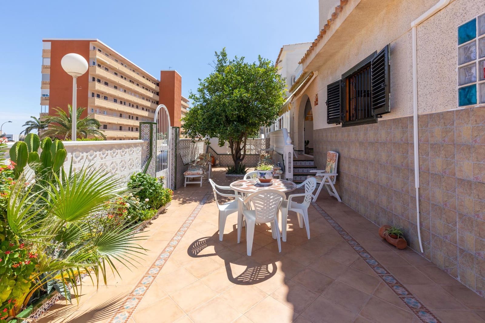 3 bedroom Villa for sale in Torrevieja with pool - € 276,000 (Ref: 9228255)