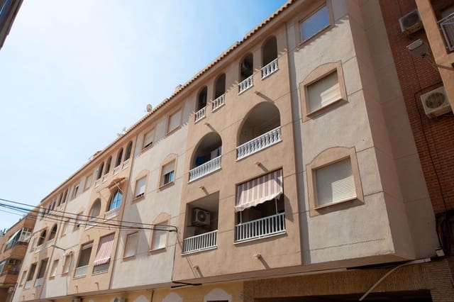 2 makuuhuone Huoneisto myytävänä paikassa Centro - Muelle Pesquero, Torrevieja mukana uima-altaan - 117 260 € (Ref: 9294231)