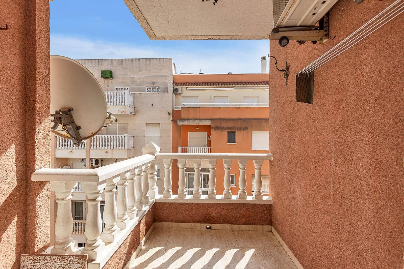 3 soveværelse Lejlighed til salg i Torrevieja - € 160.000 (Ref: 9312215)