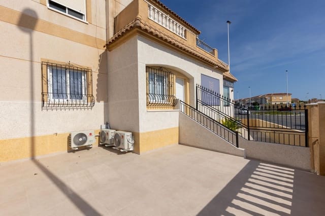 2 bedroom Bungalow for rent in Torrevieja - € 990 (Ref: 9337371)