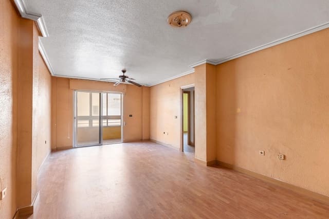 3 makuuhuone Huoneisto myytävänä paikassa Avenida Habaneras - Curva de Palangre, Torrevieja - 146 000 € (Ref: 9366834)