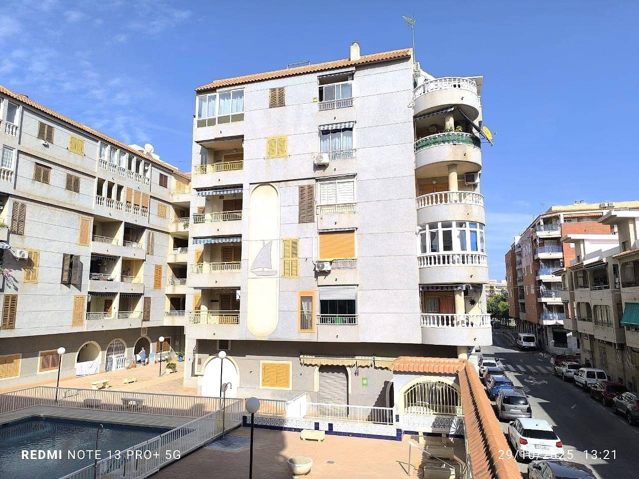 2 soveværelse Lejlighed til salg i Torrevieja med swimmingpool - € 134.000 (Ref: 9382050)