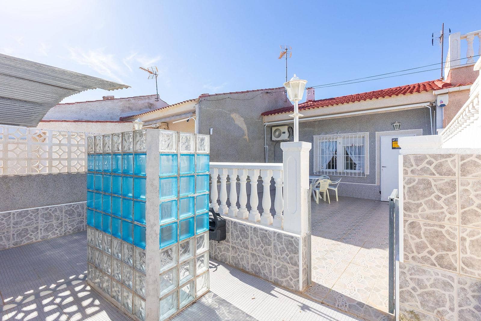 2 chambre Bungalow à vendre à Torrevieja avec garage - 119 900 € (Ref: 9382051)