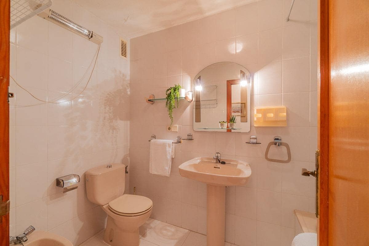 2 slaapkamer Flat te koop in Torrevieja met garage - € 143.000 (Ref: 9413474)