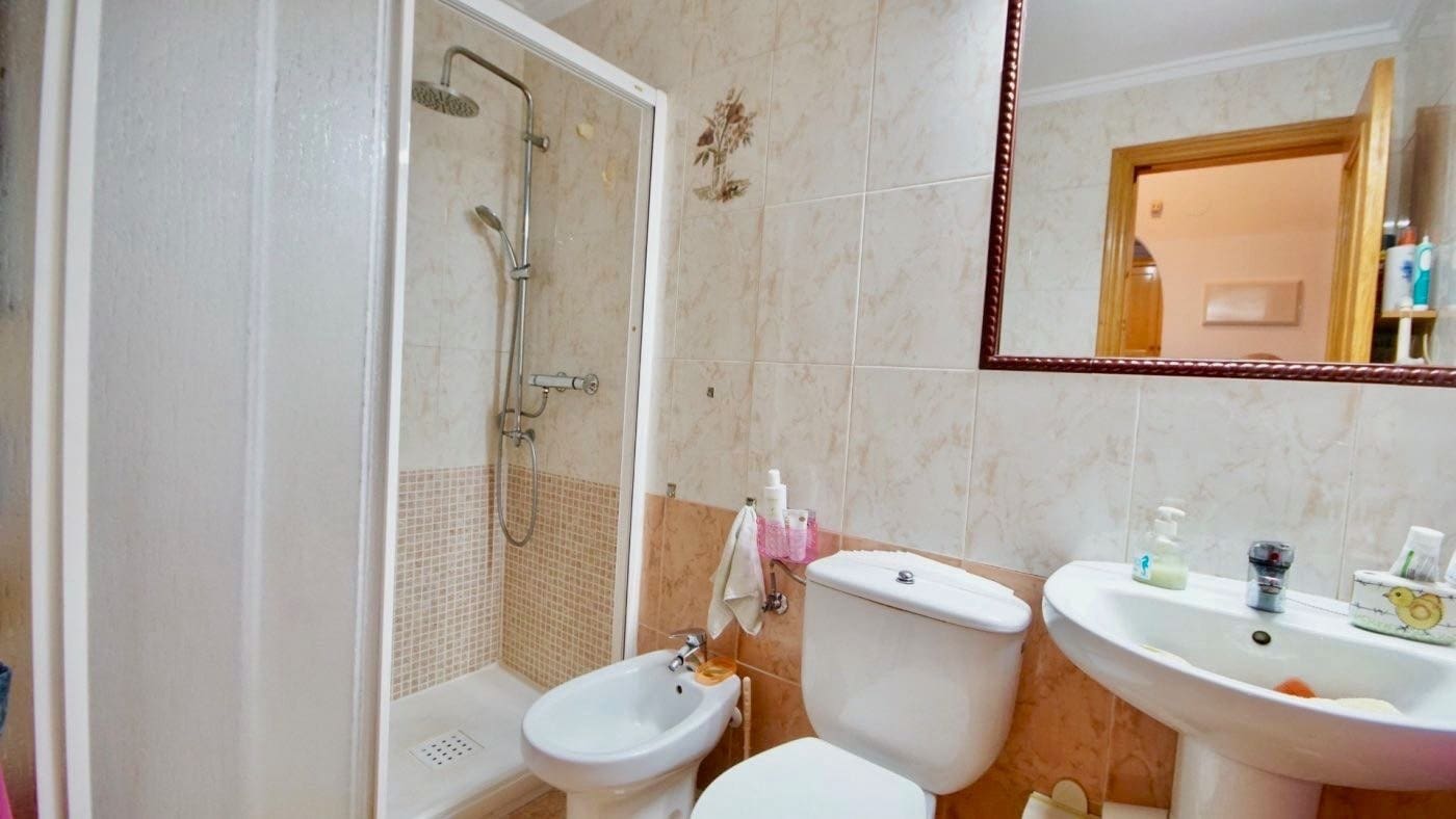 1 sovrum Lägenhet till salu i Torrevieja - 99 900 € (Ref: 9465228)