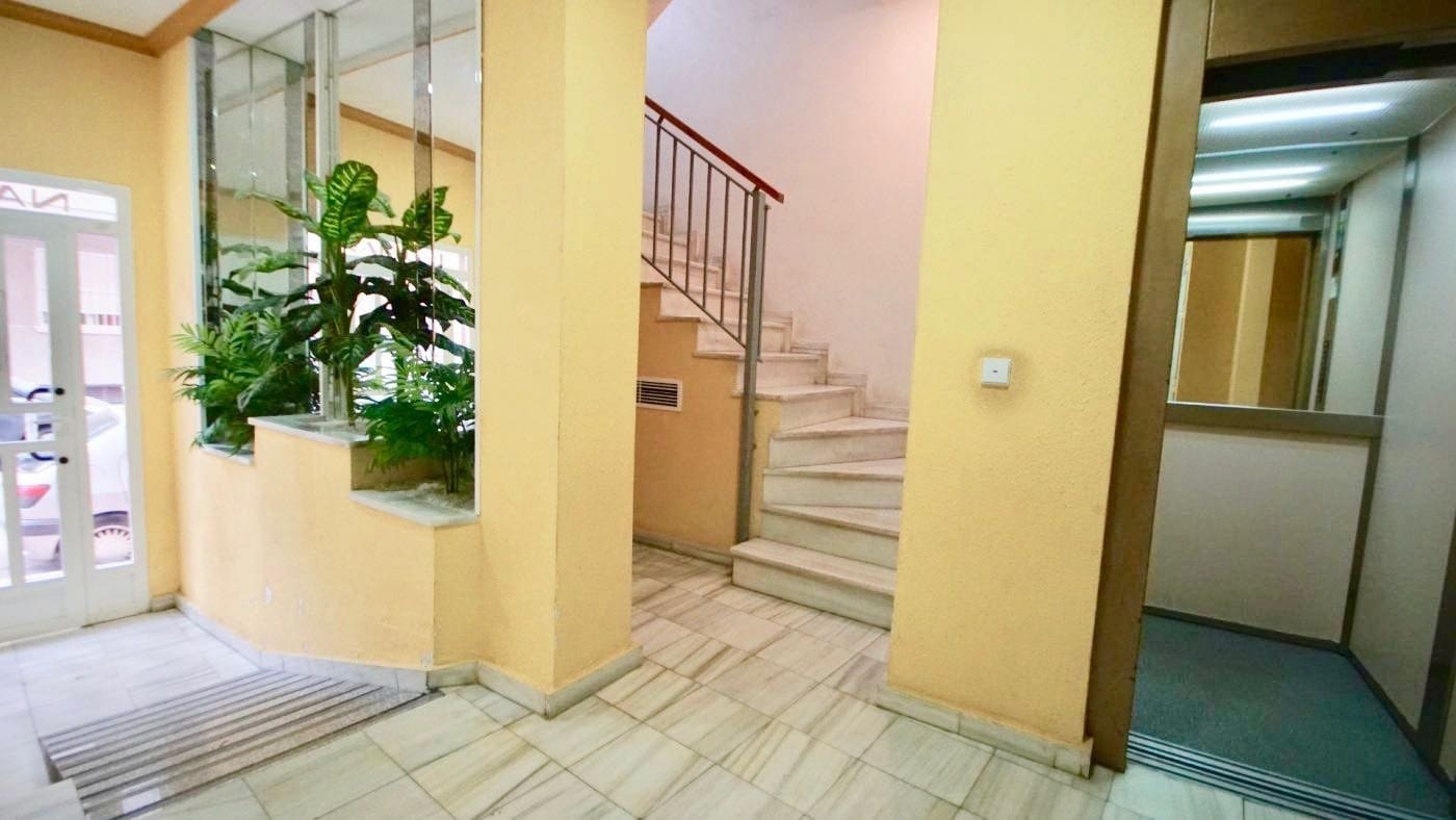 1 sovrum Lägenhet till salu i Torrevieja - 99 900 € (Ref: 9465228)