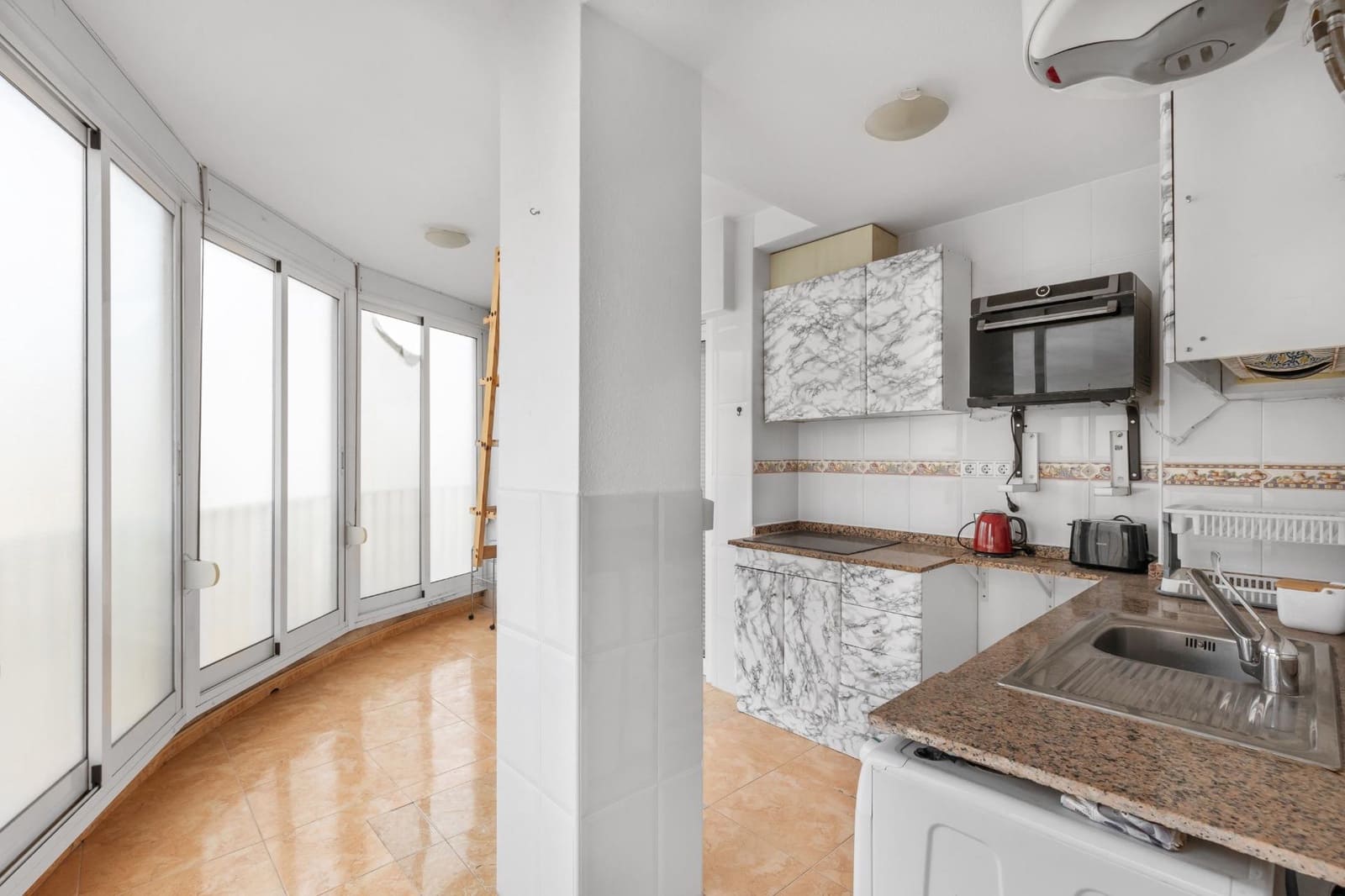 2 Zimmer Apartment zu verkaufen in Torrevieja - 129.900 € (Ref: 9494174)