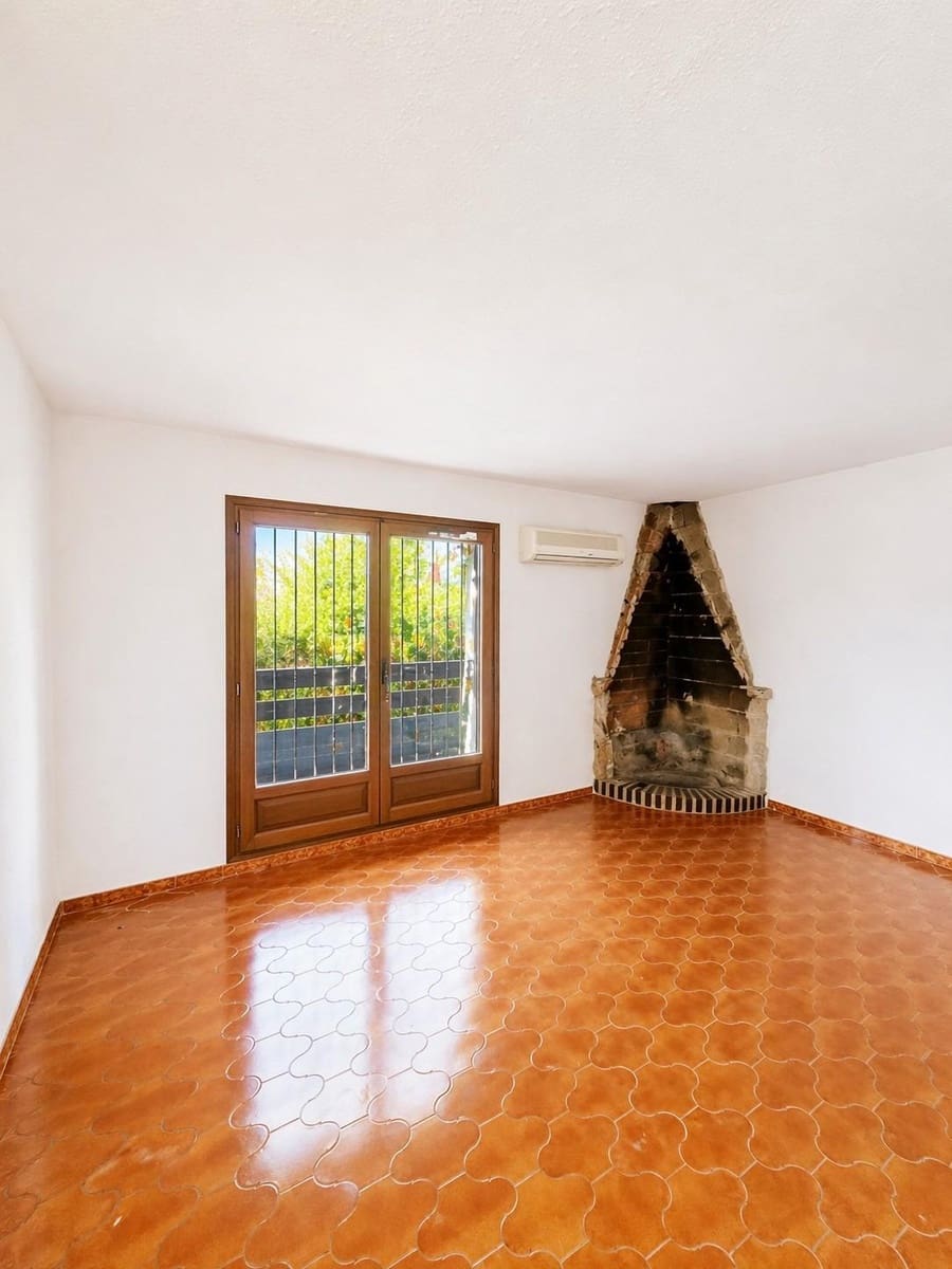 2 bedroom Villa for sale in Aguas Nuevas - € 299,000 (Ref: 9533059)