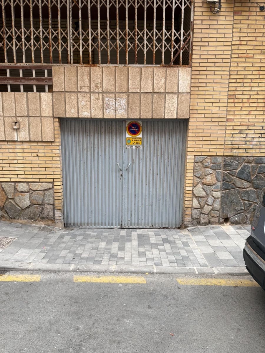 Garage for sale in Torrevieja - € 18,500 (Ref: 9542887)